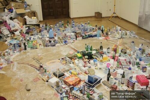 Выставка-инсталляция «Метрополис» Владимира Селезнева